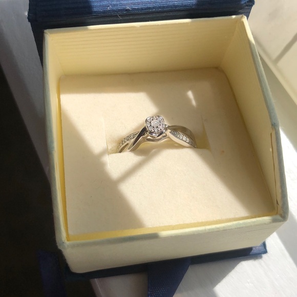 Promise Ring - Picture 3 of 4